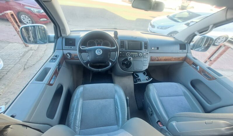 VOLKSWAGEN MULTIVAN 2.5 TDI 175 CV lleno