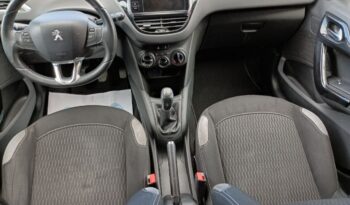 PEUGEOT 208 STYLE 1.2 82 CV lleno