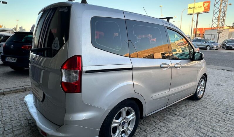 FORD TOURNEO COURIER 1.6 TDCI 95 CV lleno