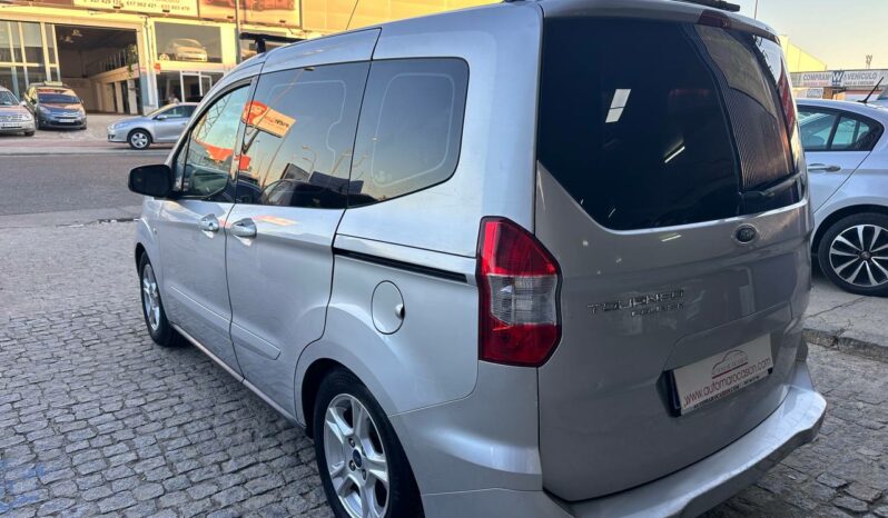 FORD TOURNEO COURIER 1.6 TDCI 95 CV lleno