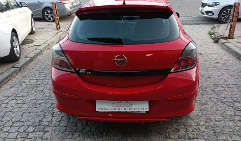 OPEL ASTRA GTC 1.9 CDTI 120 CV lleno