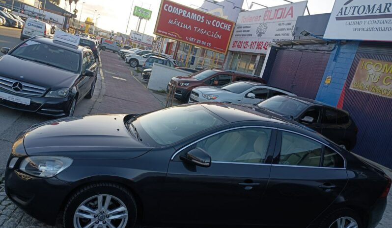 VOLVO S60 3D 2.0 163 CV lleno