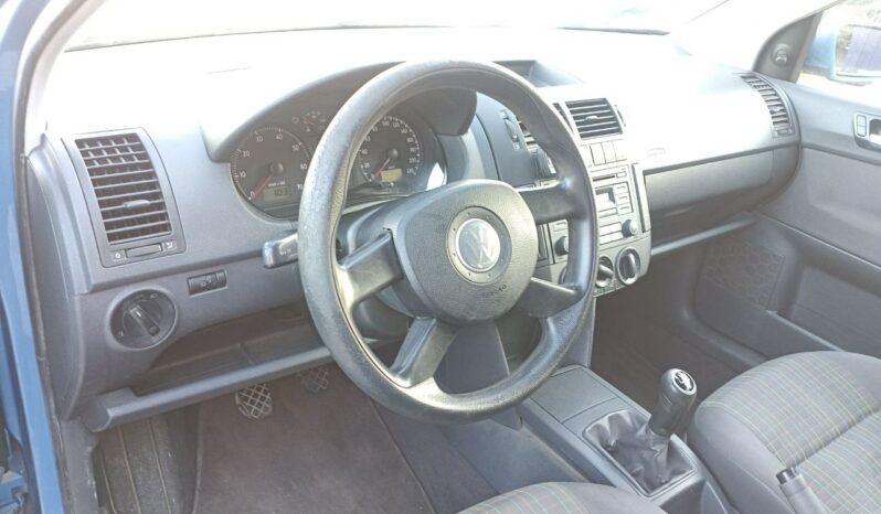 VOLKSWAGEN POLO 1.4 70CV lleno