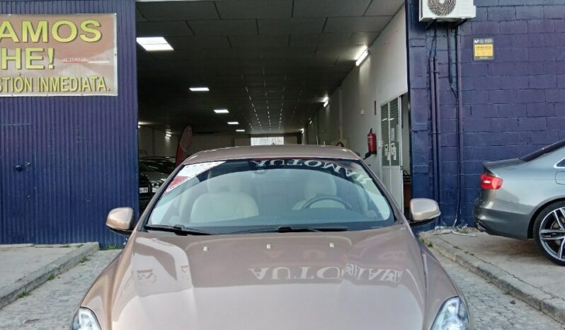 VOLVO V40 1.6 D2 115CV lleno