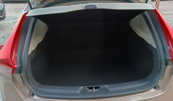 VOLVO V40 1.6 D2 115CV lleno