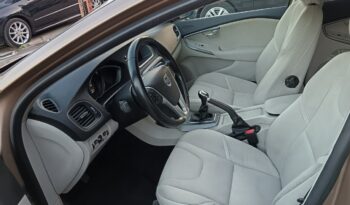 VOLVO V40 1.6 D2 115CV lleno