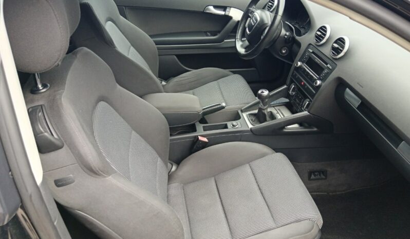 AUDI A 1.6 TDI 105 CV lleno