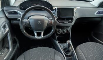 PEUGEOT 2008 STYLE 1.6 HDI 100 CV lleno