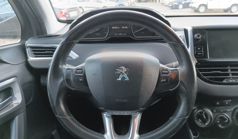 PEUGEOT 2008 STYLE 1.6 HDI 100 CV lleno