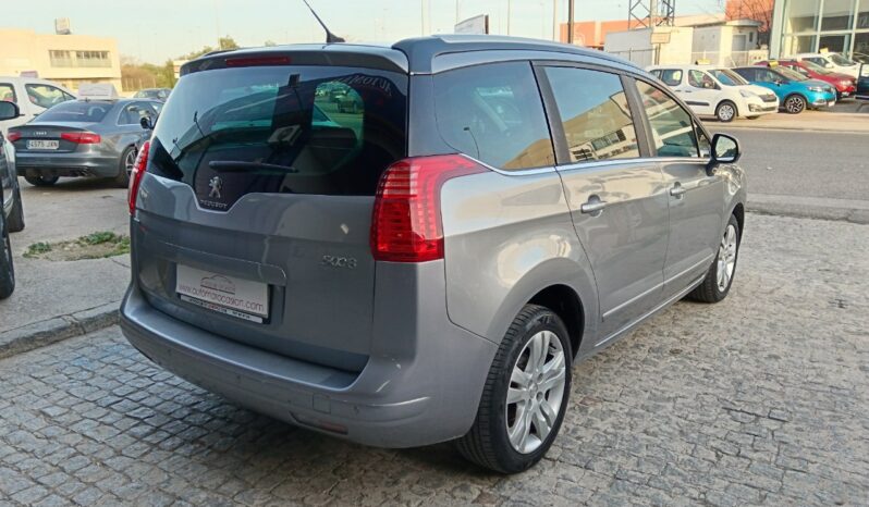 PEUGEOT 5008 STYLE  1.6 BLUEHDI 120 CV lleno