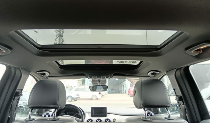 Mercedes B180 Avantgarde lleno