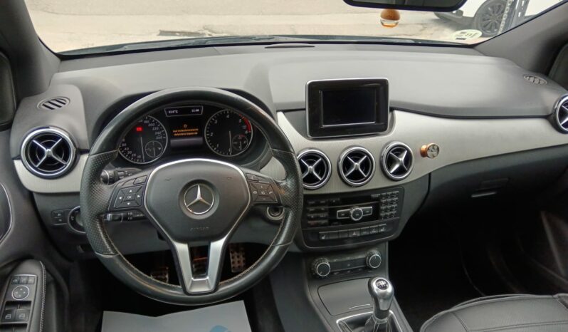 Mercedes B180 Avantgarde lleno