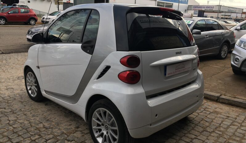 SMART FORTWO PURE 33CDI 45CV lleno