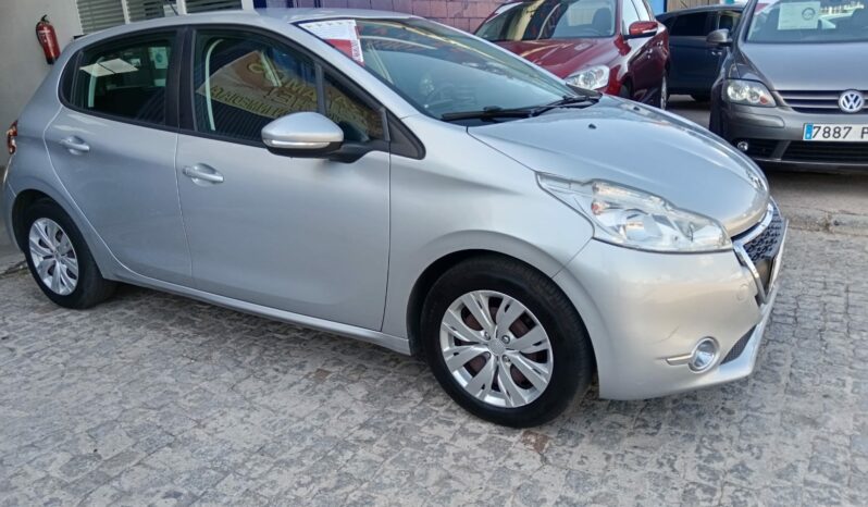 PEUGEOT 208 1.2e-tec ACTIVE PLUS 82cv lleno