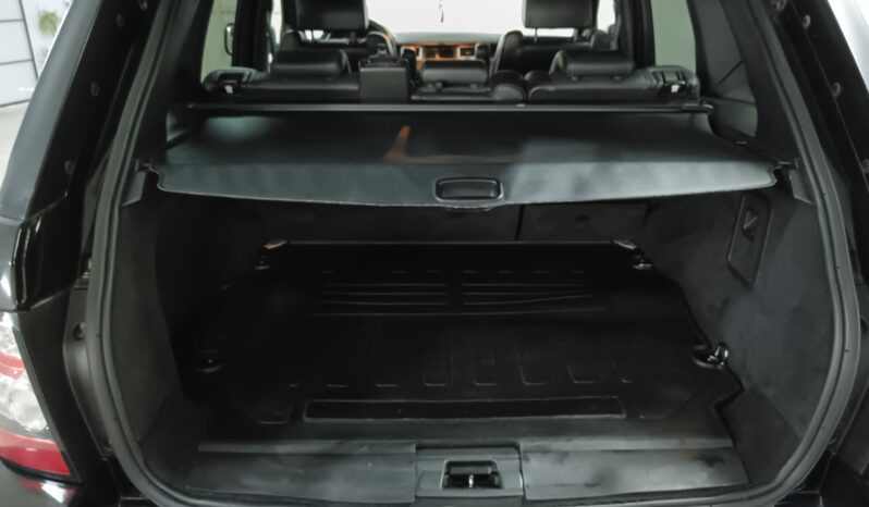 Range Rover Sport 3.0d HSE Black Edition 258cv lleno