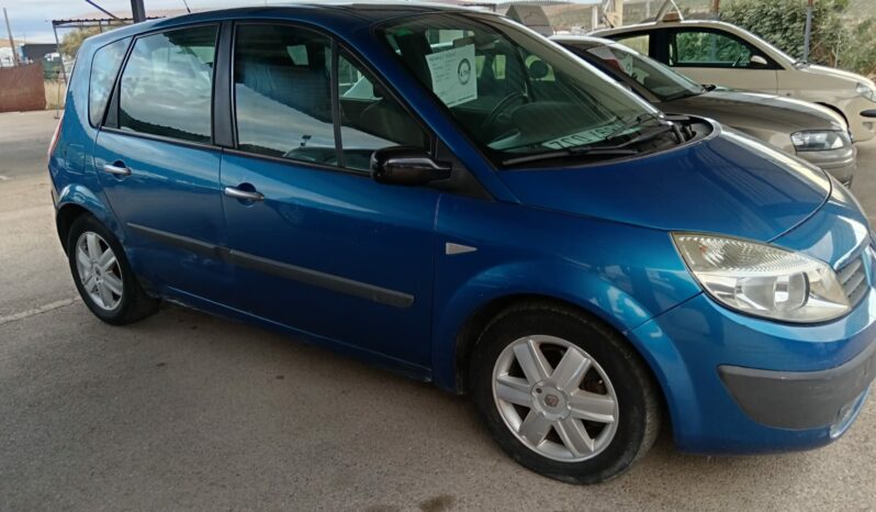 Renault Scenic 1.9dci Confort 120cv. lleno