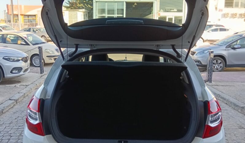 Citroen C4 Live 1.2 e-THP 110cv. lleno