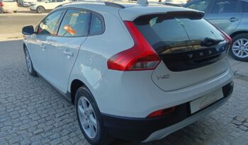 Volvo V40 1.6d D2 Cross Country 120cv. lleno