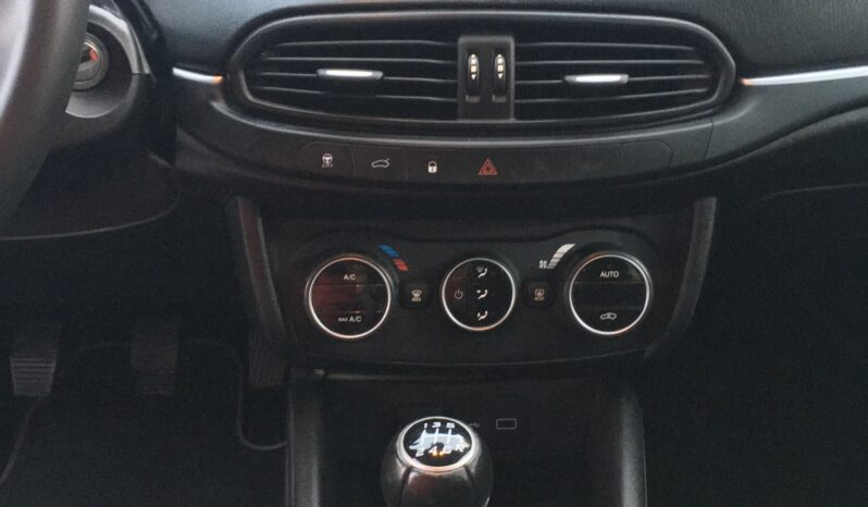 Fiat Tipo 1.5iTec Lounge 120cv. lleno