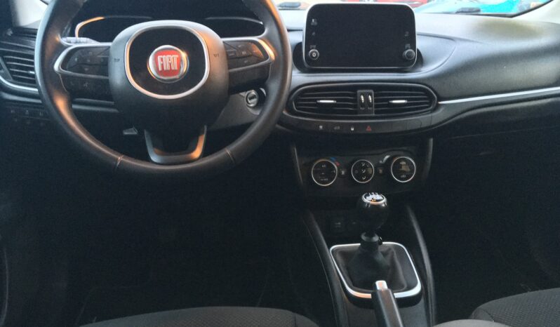 Fiat Tipo 1.5iTec Lounge 120cv. lleno