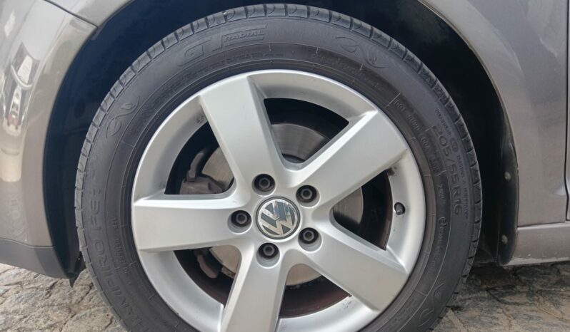 Volkswagen Golf Plus 1.6i 105cv Highline. lleno