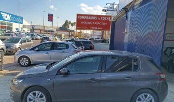 Peugeot 308 1.2i e-THP Style 110cv lleno