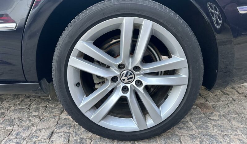 Volkswagen Passat CC 2.0tdi 150cv. lleno