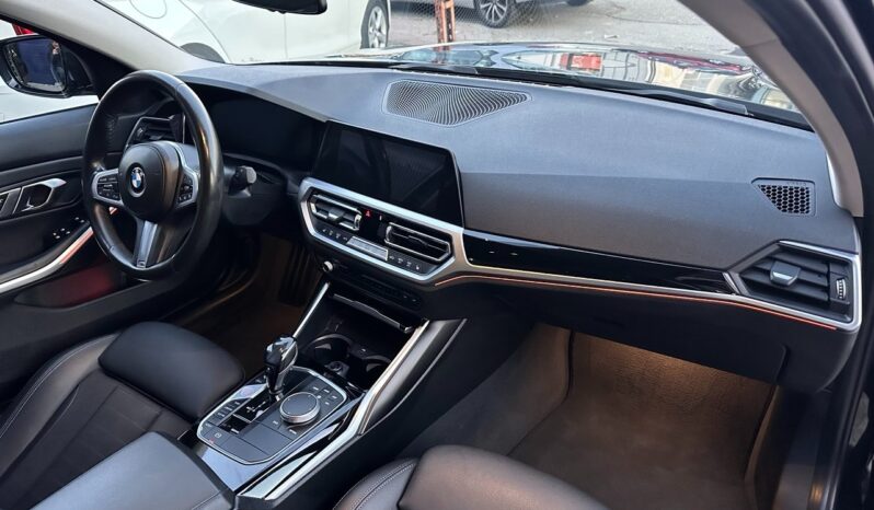 BMW serie 3 M-Sport 2.0d 150cv. Auto. lleno