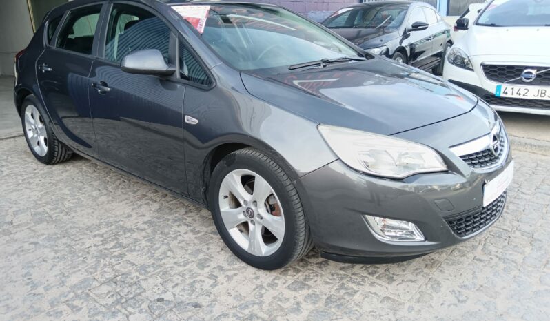 Opel Astra 1.7cdti Enjoy 110cv. lleno