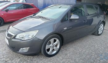 Opel Astra 1.7cdti Enjoy 110cv. lleno