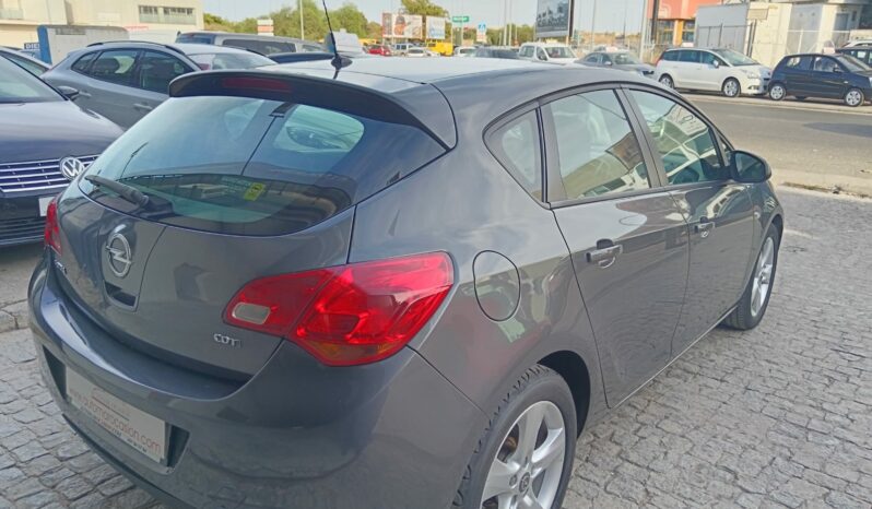 Opel Astra 1.7cdti Enjoy 110cv. lleno