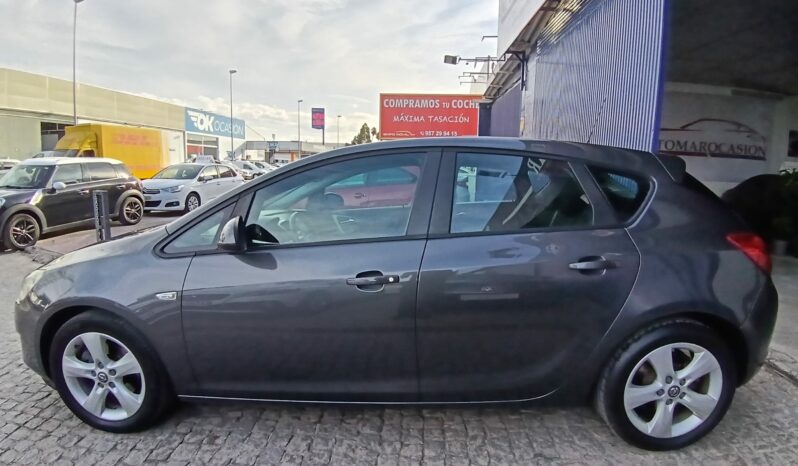 Opel Astra 1.7cdti Enjoy 110cv. lleno