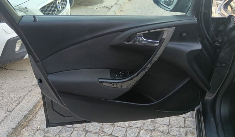 Opel Astra 1.7cdti Enjoy 110cv. lleno