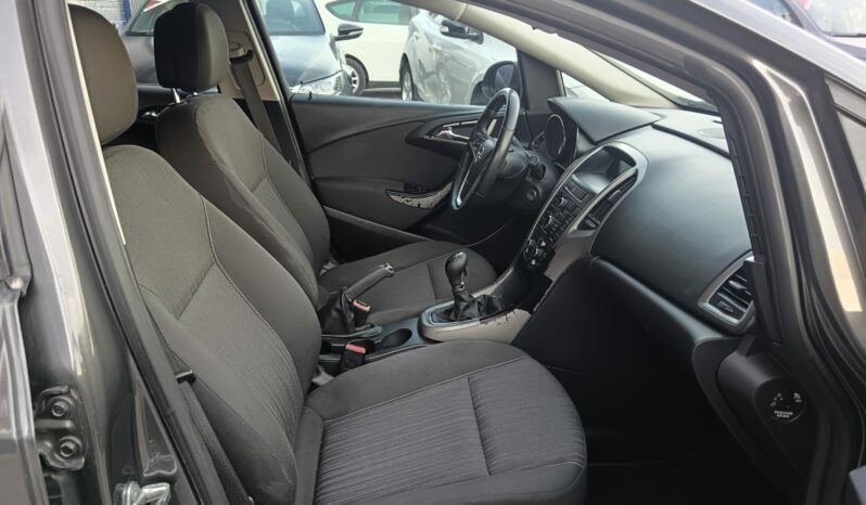 Opel Astra 1.7cdti Enjoy 110cv. lleno