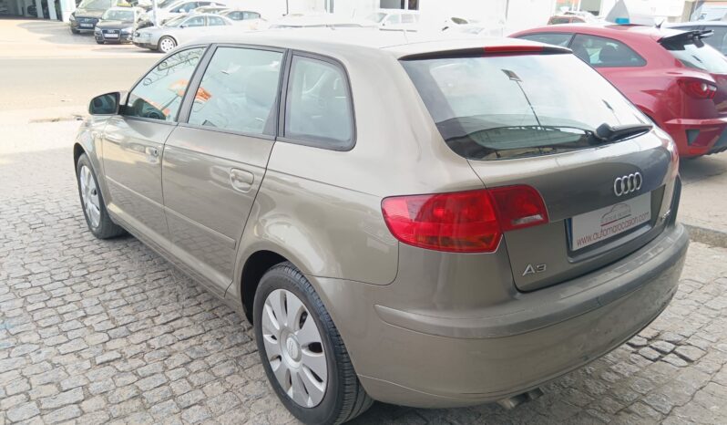 Audi A3 1.9tdi Ambiente 105cv 5p. lleno