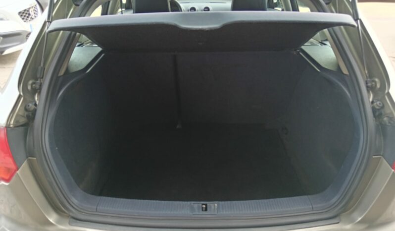 Audi A3 1.9tdi Ambiente 105cv 5p. lleno