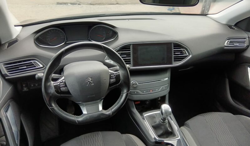 Peugeot 308 Style 120cv. lleno
