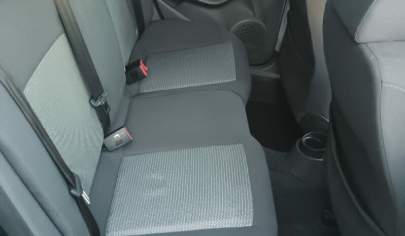 Seat Ibiza 1.6TDI Style 105CV. lleno