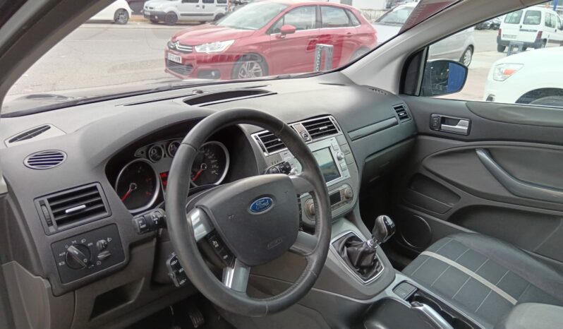 FORD KUGA TITANIUM lleno