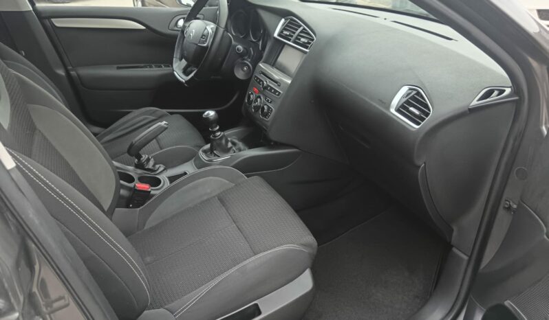 Citroen C4 Feel 115cv. lleno