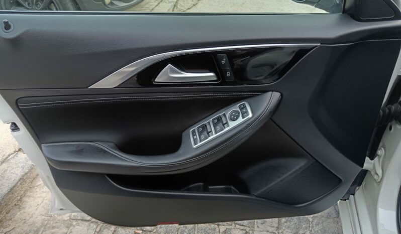 Infiniti Q30 Premium 2.2cdi 170cv 7G lleno