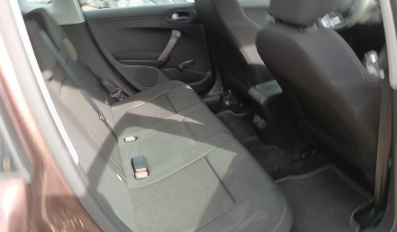 Peugeot 2008 Active. lleno