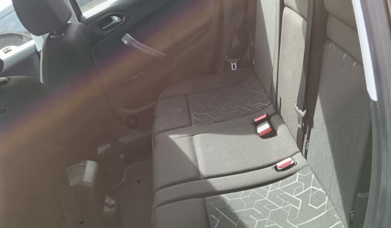 Peugeot 2008 Active. lleno