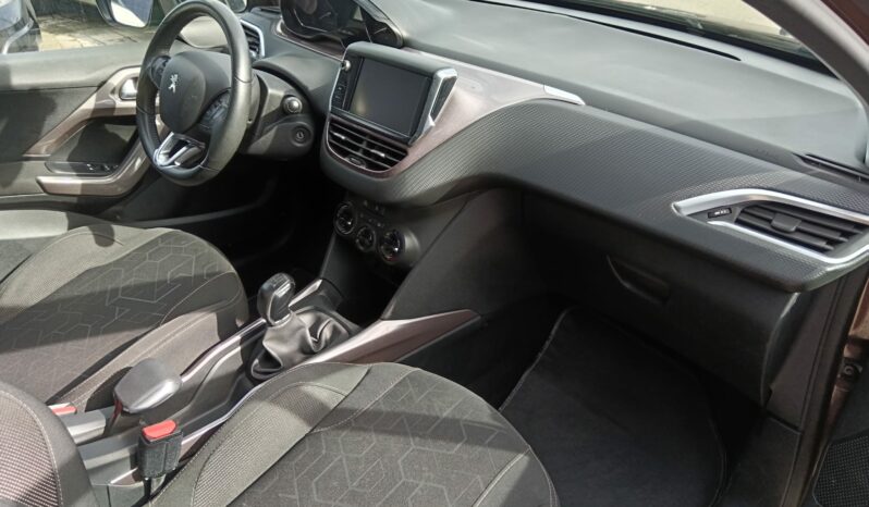 Peugeot 2008 Active. lleno