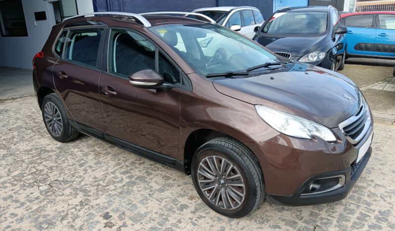 Peugeot 2008 Active. lleno