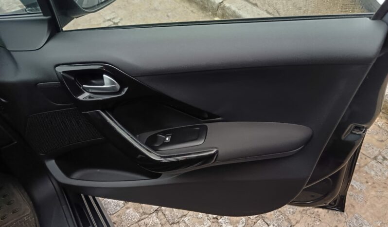 Peugeot 208 Style 85cv 5p. lleno