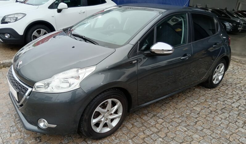 Peugeot 208 Style 85cv 5p. lleno