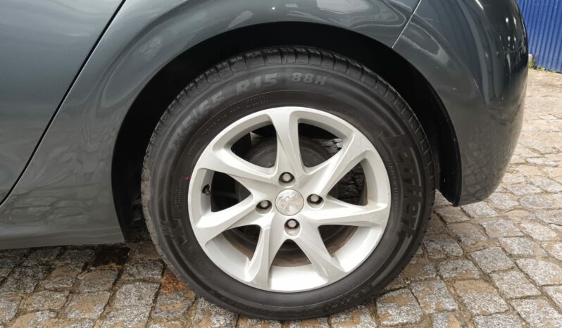 Peugeot 208 Style 85cv 5p. lleno