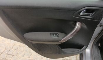 Peugeot 2008 Allure 85cv. lleno