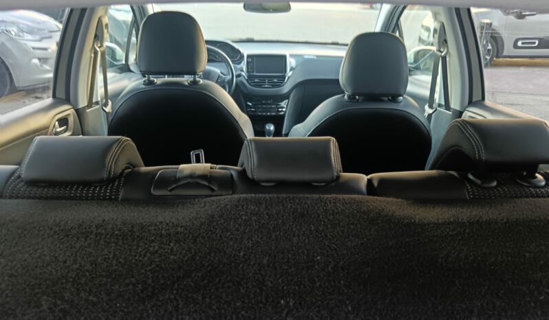 Peugeot 2008 Allure Auto. 4×2 110cv. lleno